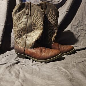 Brown Western Cowboy Boots with Embroidered Design